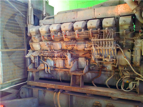 海寧出租500KW康明斯發(fā)電機費用、發(fā)電機類型是哪幾部分構(gòu)成？